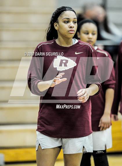 Thumbnail 3 in Riverdale vs. Archbishop Mitty (NIKE Tournament of Champions) photogallery.