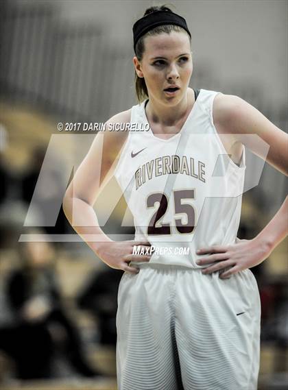 Thumbnail 3 in Riverdale vs. Archbishop Mitty (NIKE Tournament of Champions) photogallery.