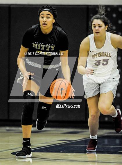 Thumbnail 3 in Riverdale vs. Archbishop Mitty (NIKE Tournament of Champions) photogallery.