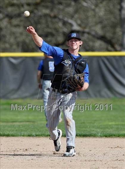 Thumbnail 1 in South Medford @ Shasta photogallery.