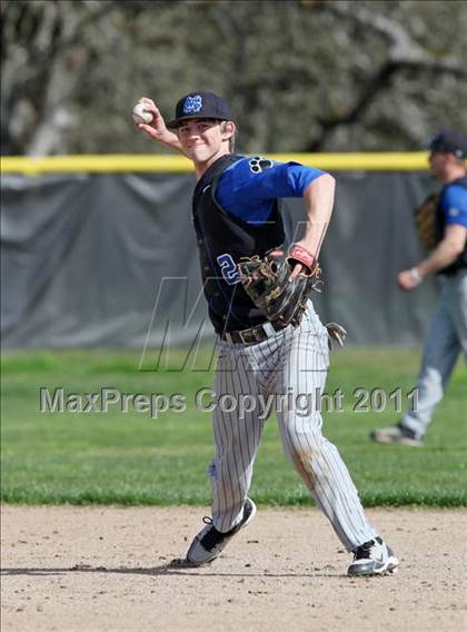 Thumbnail 2 in South Medford @ Shasta photogallery.
