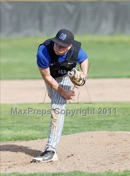 Thumbnail 2 in South Medford @ Shasta photogallery.
