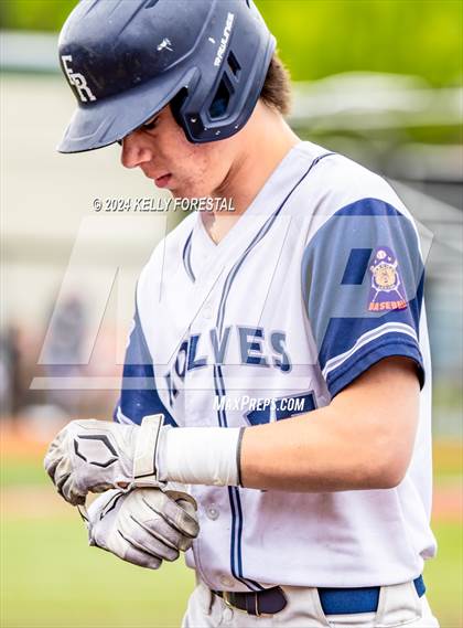 Thumbnail 3 in Service vs. Eagle River (ASAA Division 1 Final) photogallery.