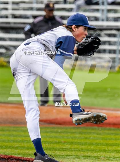 Thumbnail 1 in Service vs. Eagle River (ASAA Division 1 Final) photogallery.