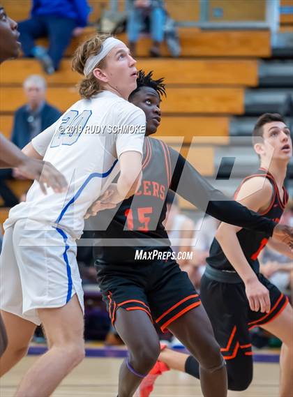 Thumbnail 2 in Grant vs. La Jolla Country Day (BSN Sports Showcase) photogallery.