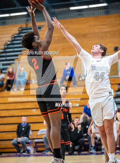 Thumbnail 2 in Grant vs. La Jolla Country Day (BSN Sports Showcase) photogallery.