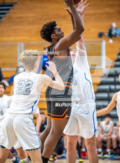 Thumbnail 1 in Grant vs. La Jolla Country Day (BSN Sports Showcase) photogallery.