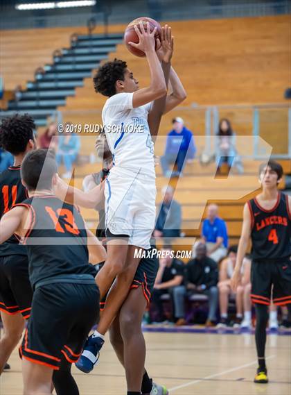 Thumbnail 2 in Grant vs. La Jolla Country Day (BSN Sports Showcase) photogallery.