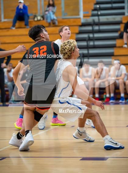 Thumbnail 2 in Grant vs. La Jolla Country Day (BSN Sports Showcase) photogallery.