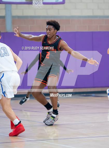 Thumbnail 2 in Grant vs. La Jolla Country Day (BSN Sports Showcase) photogallery.
