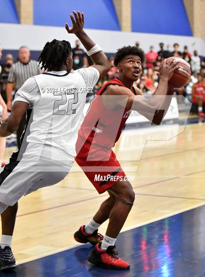 Thumbnail 2 in Centennial @ Sierra Canyon (CIF SS Open DIV Championship Final) photogallery.