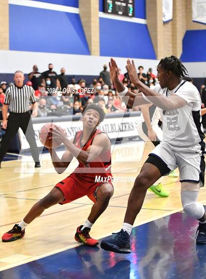 Thumbnail 2 in Centennial @ Sierra Canyon (CIF SS Open DIV Championship Final) photogallery.