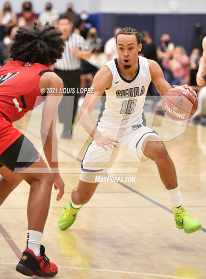 Thumbnail 3 in Centennial @ Sierra Canyon (CIF SS Open DIV Championship Final) photogallery.