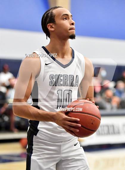 Thumbnail 2 in Centennial @ Sierra Canyon (CIF SS Open DIV Championship Final) photogallery.