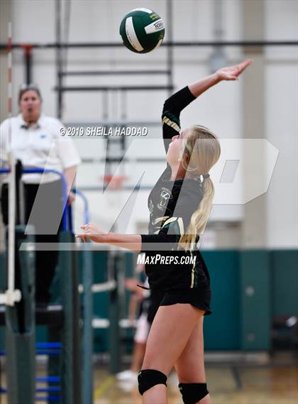 Thumbnail 2 in Keswick Christian vs. Canterbury (Keswick Invitational) photogallery.
