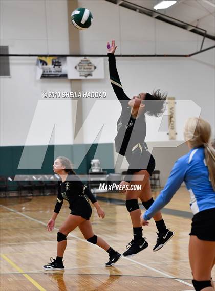 Thumbnail 3 in Keswick Christian vs. Canterbury (Keswick Invitational) photogallery.