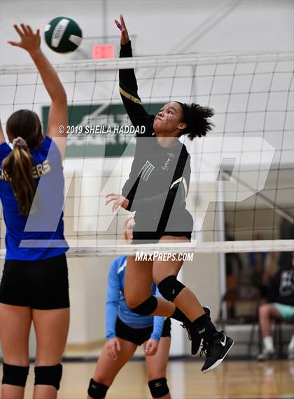 Thumbnail 3 in Keswick Christian vs. Canterbury (Keswick Invitational) photogallery.