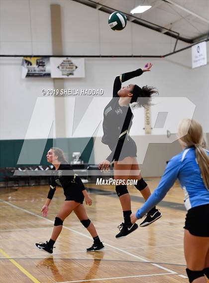Thumbnail 2 in Keswick Christian vs. Canterbury (Keswick Invitational) photogallery.