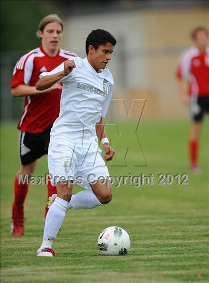 Thumbnail 2 in Daniel Boone @ Dobyns-Bennett photogallery.