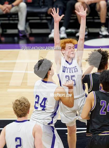 Thumbnail 3 in Denair vs. Bradshaw Christian (CIF SJS D5 Final) photogallery.