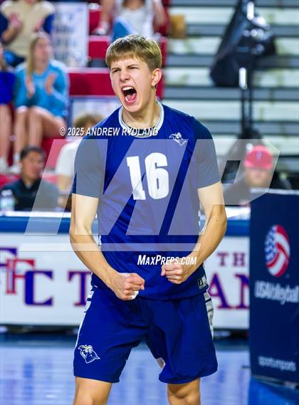 Thumbnail 3 in Pueblo South vs. Severance (CHSAA 4A Round4) photogallery.