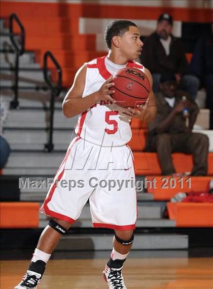 Thumbnail 2 in Union Mine vs. San Juan (Hoops 4 the Human Fund) photogallery.