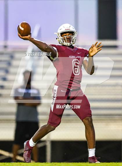 Thumbnail 3 in JV: Horn Lake @ DeSoto Central photogallery.