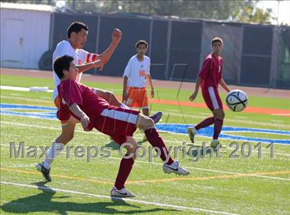 Thumbnail 2 in Mar Vista vs. Clairemont photogallery.