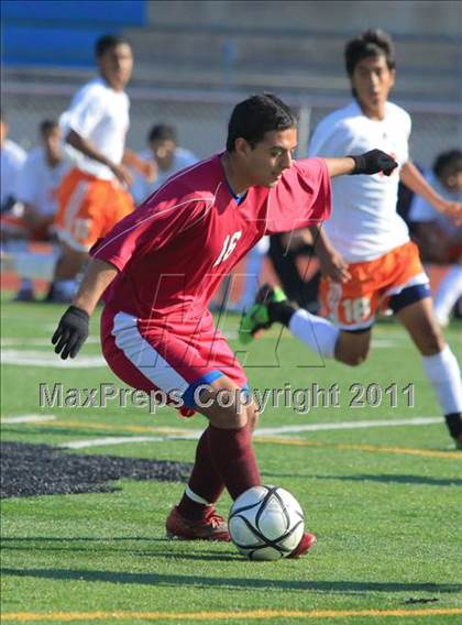 Thumbnail 1 in Mar Vista vs. Clairemont photogallery.