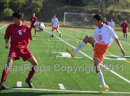 Thumbnail 3 in Mar Vista vs. Clairemont photogallery.