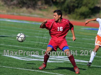 Thumbnail 2 in Mar Vista vs. Clairemont photogallery.