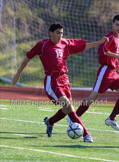 Thumbnail 2 in Mar Vista vs. Clairemont photogallery.
