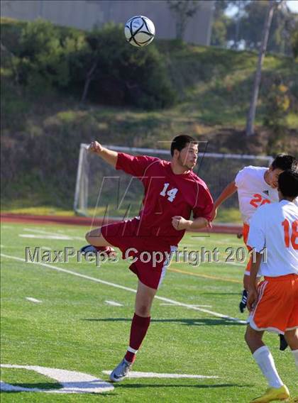 Thumbnail 2 in Mar Vista vs. Clairemont photogallery.