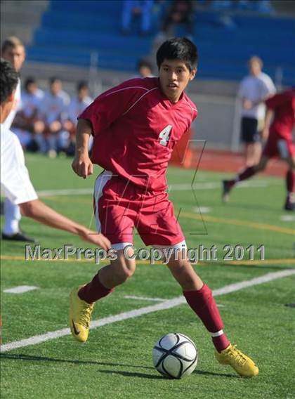 Thumbnail 2 in Mar Vista vs. Clairemont photogallery.