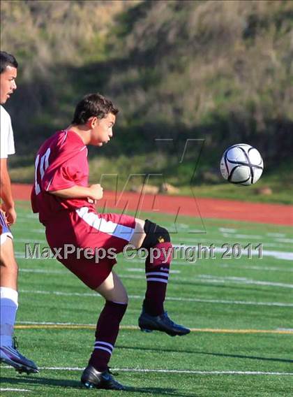 Thumbnail 2 in Mar Vista vs. Clairemont photogallery.