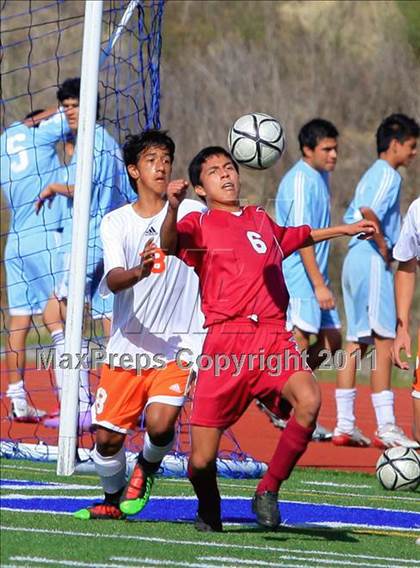 Thumbnail 2 in Mar Vista vs. Clairemont photogallery.