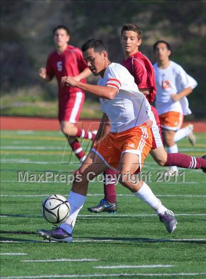 Thumbnail 2 in Mar Vista vs. Clairemont photogallery.
