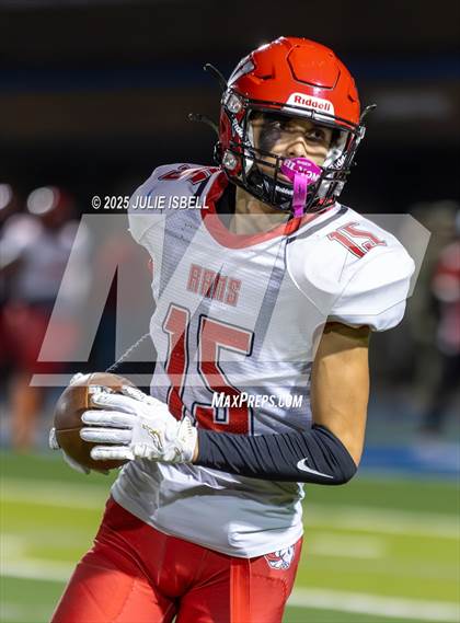 Thumbnail 1 in Waltrip @ Barbers Hill (UIL 5A D1 Football BiDistrict) photogallery.