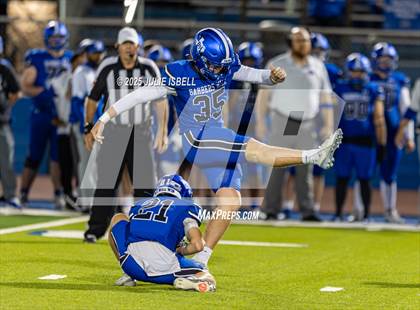 Thumbnail 2 in Waltrip @ Barbers Hill (UIL 5A D1 Football BiDistrict) photogallery.
