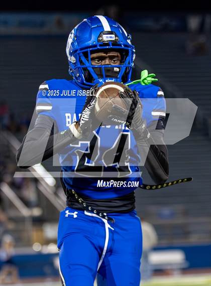 Thumbnail 3 in Waltrip @ Barbers Hill (UIL 5A D1 Football BiDistrict) photogallery.