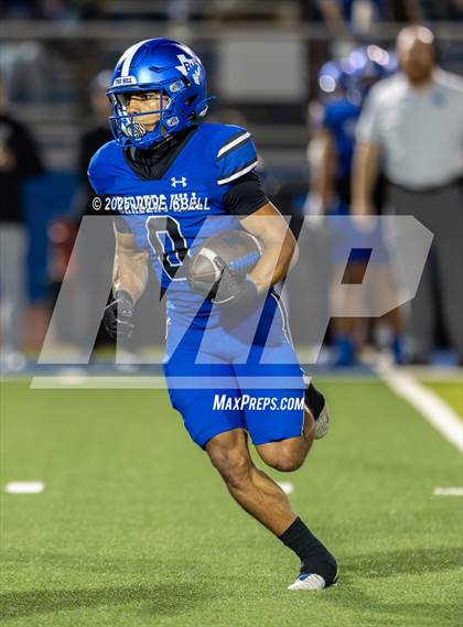 Thumbnail 2 in Waltrip @ Barbers Hill (UIL 5A D1 Football BiDistrict) photogallery.