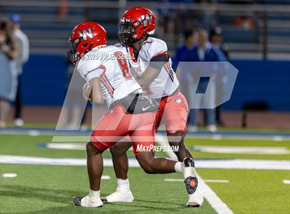 Thumbnail 2 in Waltrip @ Barbers Hill (UIL 5A D1 Football BiDistrict) photogallery.