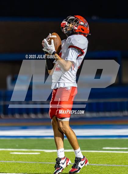 Thumbnail 3 in Waltrip @ Barbers Hill (UIL 5A D1 Football BiDistrict) photogallery.