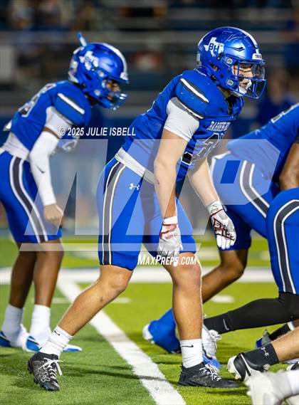Thumbnail 3 in Waltrip @ Barbers Hill (UIL 5A D1 Football BiDistrict) photogallery.