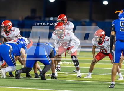 Thumbnail 2 in Waltrip @ Barbers Hill (UIL 5A D1 Football BiDistrict) photogallery.