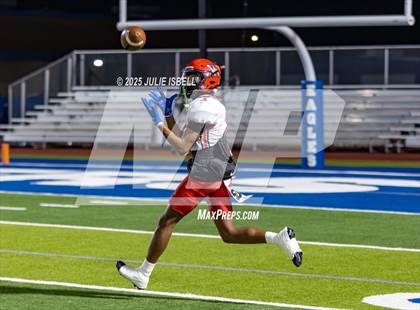 Thumbnail 3 in Waltrip @ Barbers Hill (UIL 5A D1 Football BiDistrict) photogallery.