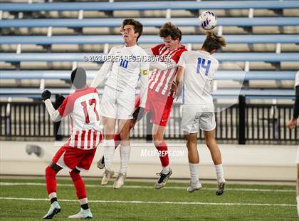 Thumbnail 1 in Denver East vs Broomfield (CHSAA 5A Final) photogallery.