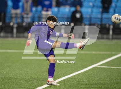 Thumbnail 1 in Denver East vs Broomfield (CHSAA 5A Final) photogallery.