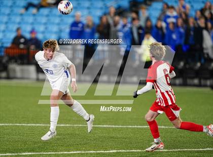 Thumbnail 3 in Denver East vs Broomfield (CHSAA 5A Final) photogallery.