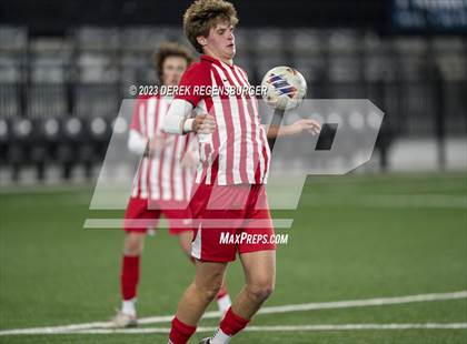Thumbnail 3 in Denver East vs Broomfield (CHSAA 5A Final) photogallery.